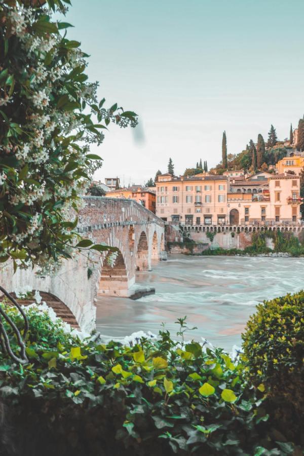 Suite Ponte Pietra Verona Exteriér fotografie