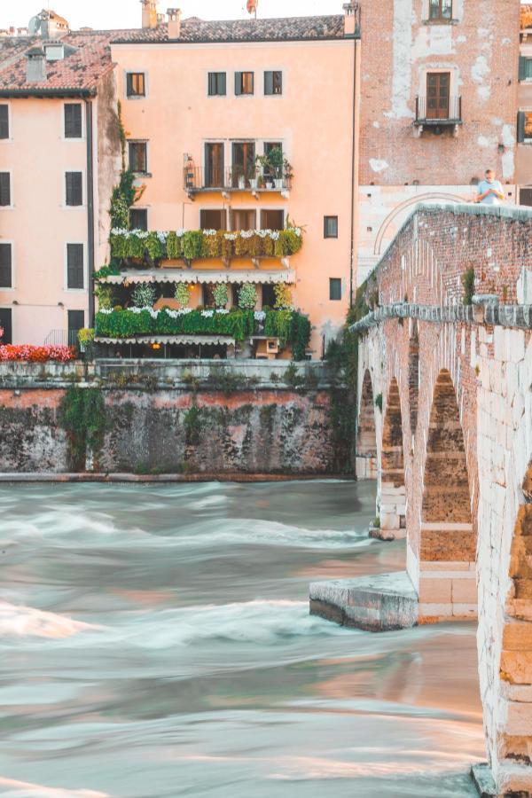 Suite Ponte Pietra Verona Exteriér fotografie